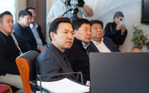 Н.Учрал: Төрийн өмчийн реформ авто замын засвар, арчлалтын 20 компанийг нэгтгэхээс эхэлнэ